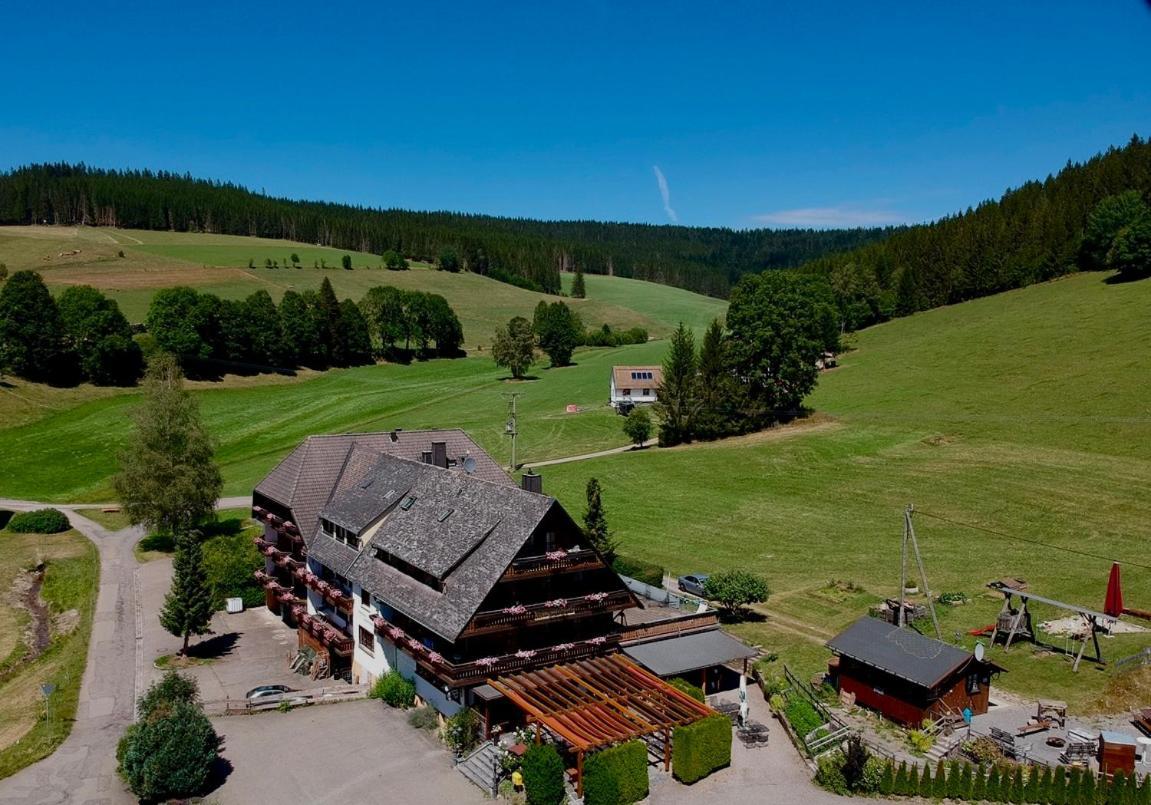 Landgasthof Jostalstuble Hotel Titisee-Neustadt Esterno foto