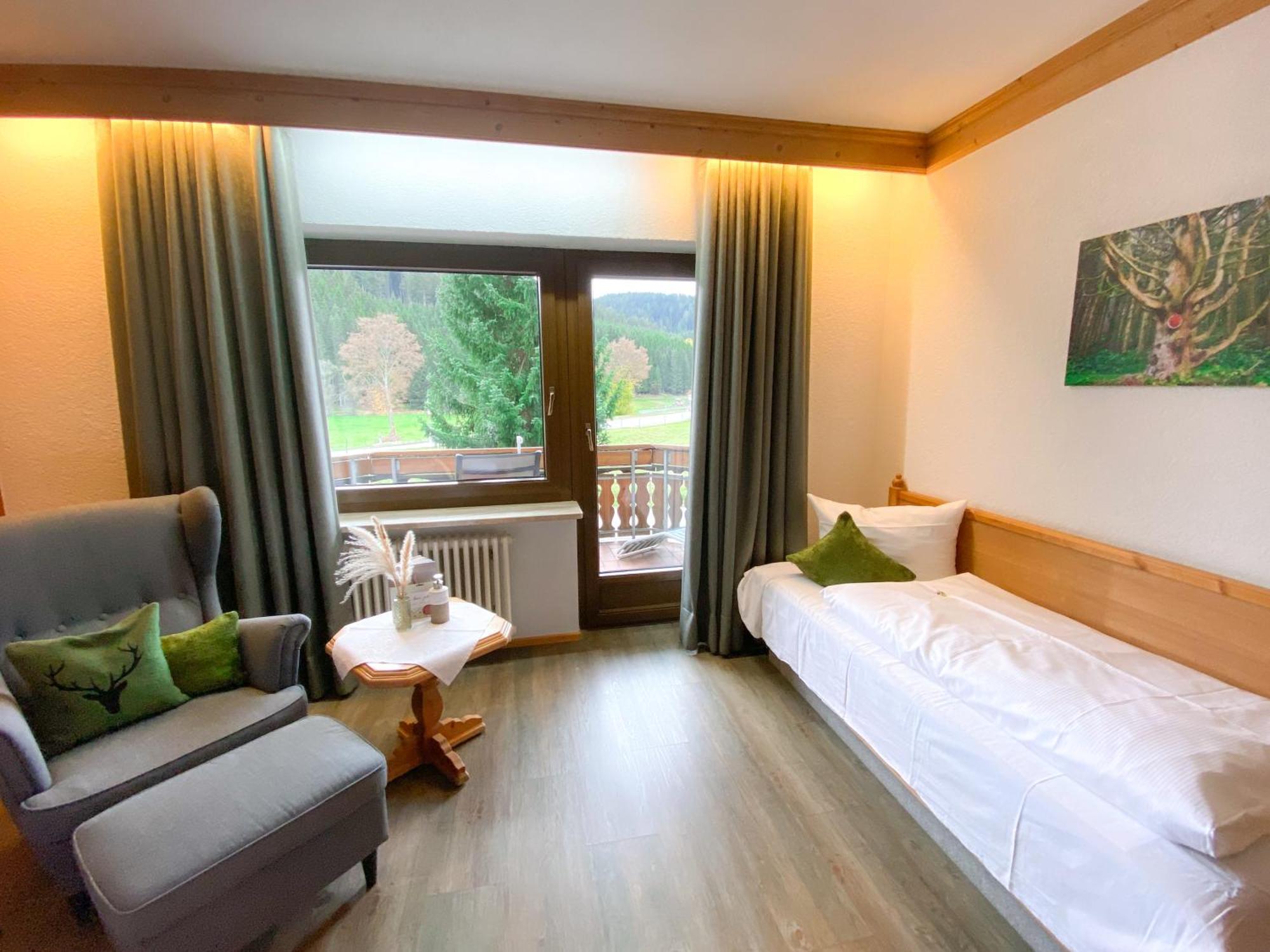 Landgasthof Jostalstueble Titisee-Neustadt Esterno foto